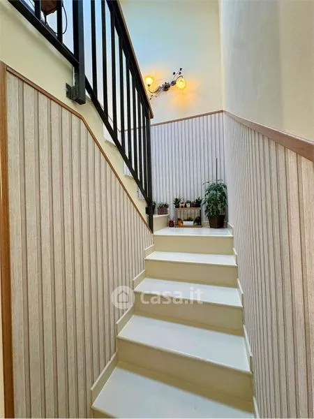 Pièces - Rear-Facing Apartment with Balcony in Trento