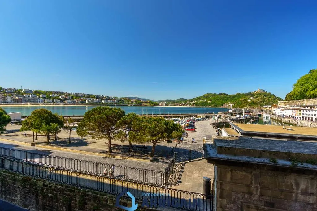 Luxury Flat with Sea Views in San Sebastián