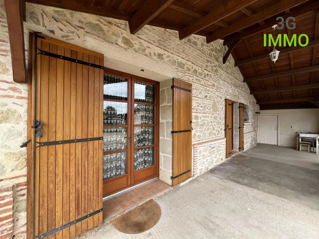 Terrasse - Maison en Pierre avec Dépendance à Marmande