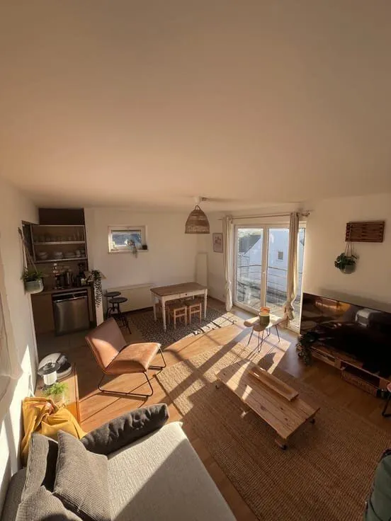Elutuba - Bright Flat with Balcony in Ittre