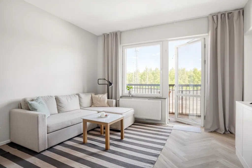 Séjour - Two-Bedroom Flat with Balcony in Central Knivsta