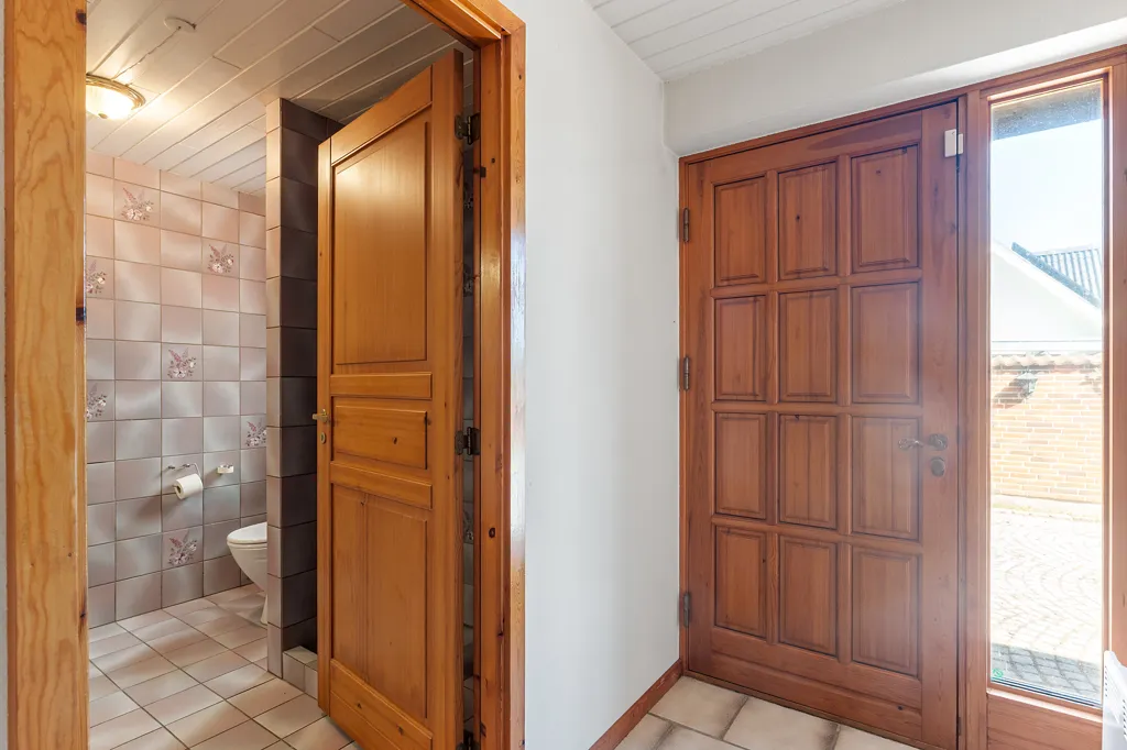 Salles de bain - Detached Villa with Garden in Kastrup