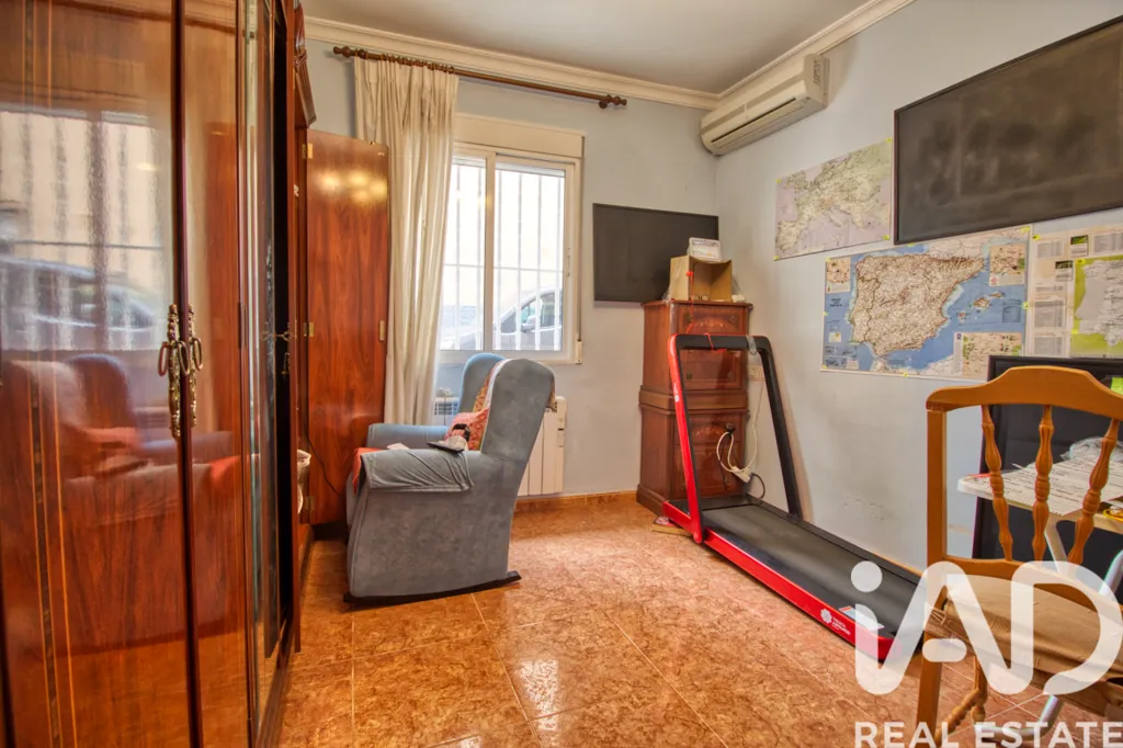 Chambres - Townhouse with Dual Access in Rute
