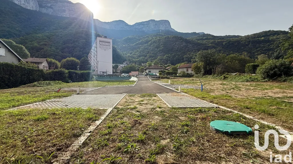 Aed - Buildable Plot in Residential Noyarey