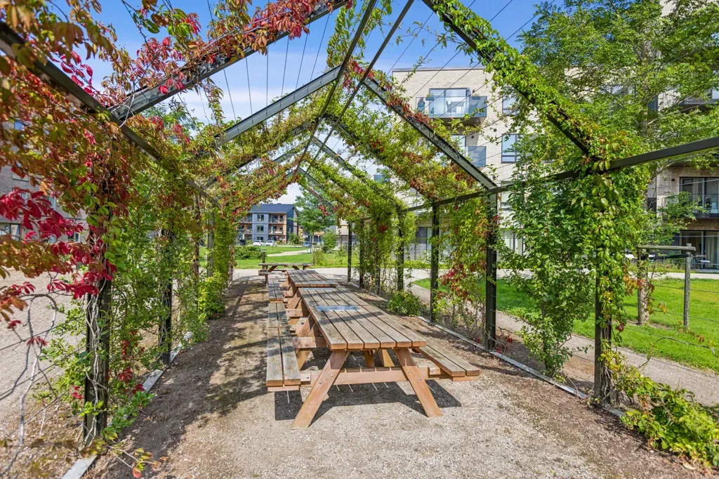 Aed - 3-Bed Flat with Balcony in Odense