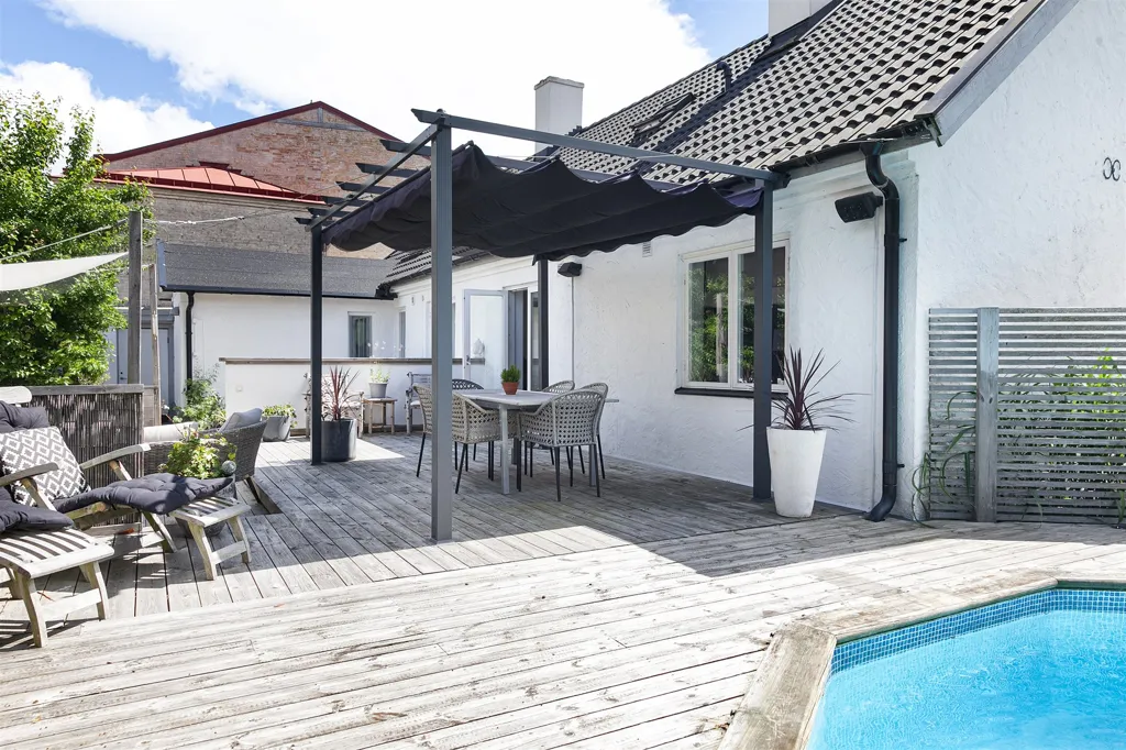 Piscina - Historic Captain's House with Garden in Höganäs