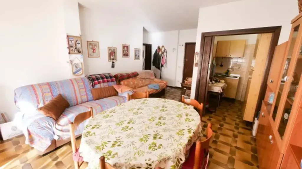Dining Room - Apartment with South View in Aprica