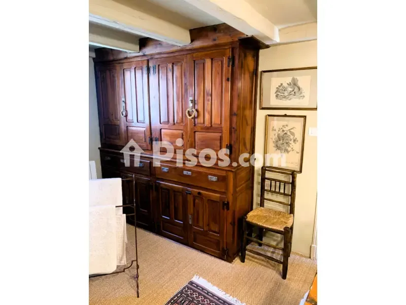Elutuba - Spacious House with Mountain Views in Sin