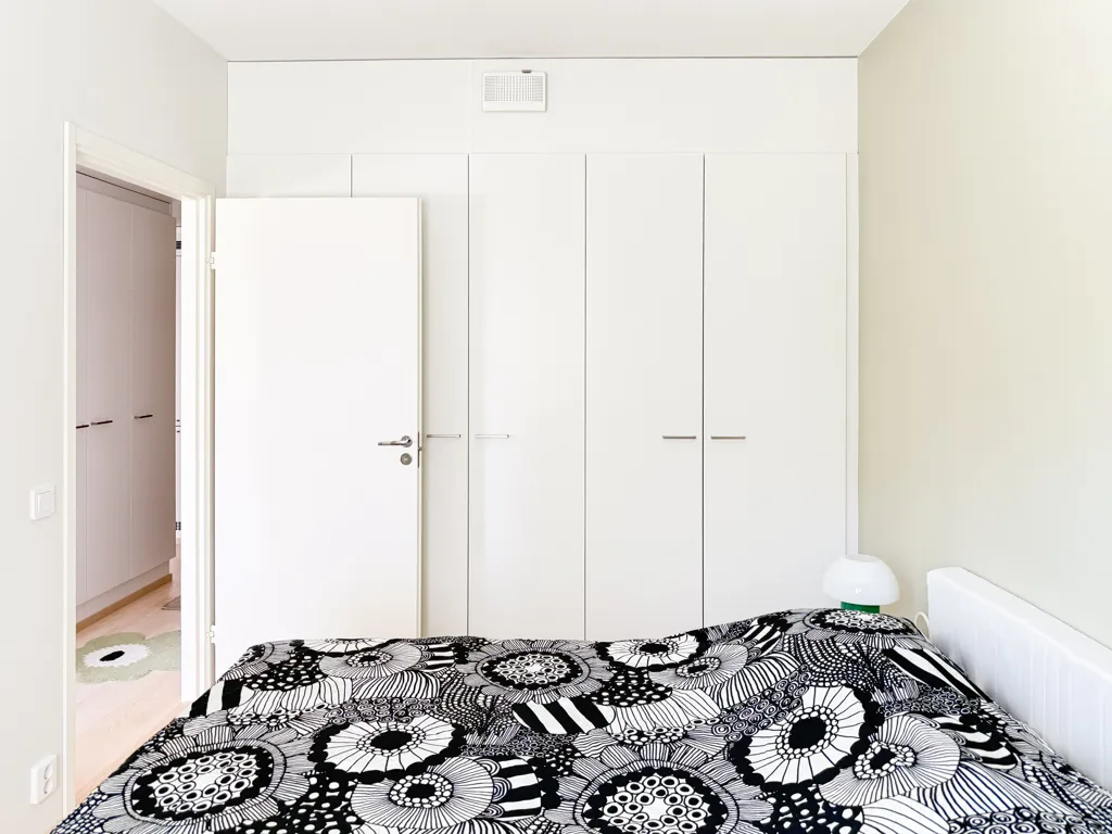 Magamistoad - Modern Flat with Lake View in Lahti