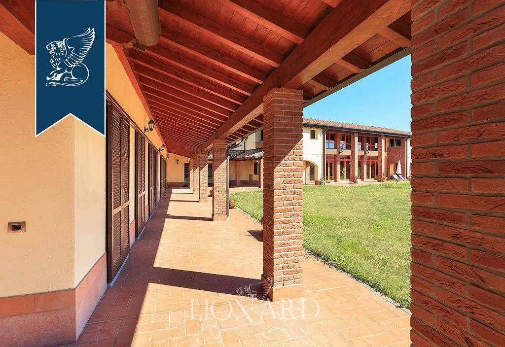 Terrasse - Luxury Villa with Organic Farm in Cusago