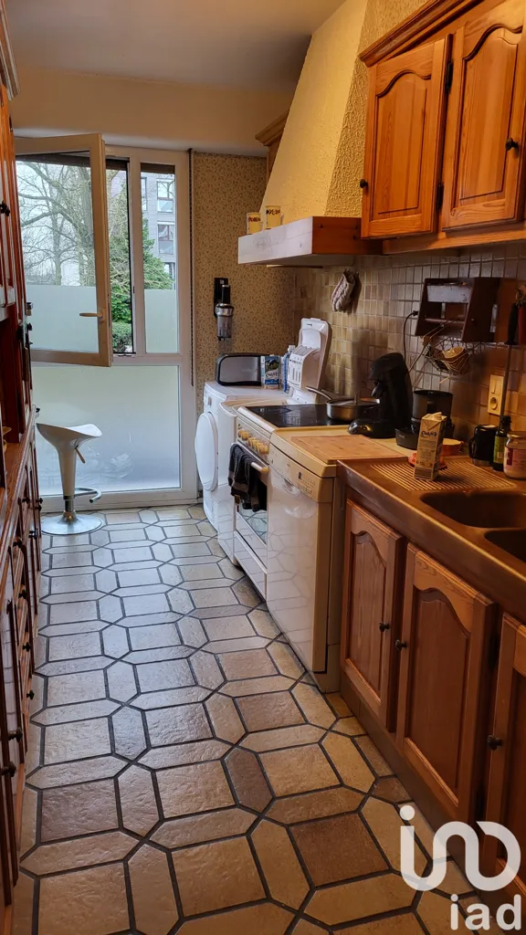 Cuisine - Appartement de plain-pied avec jardin à Amiens