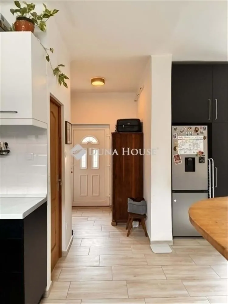 Cuisine - Renovated Twin House in Budapest 19th District