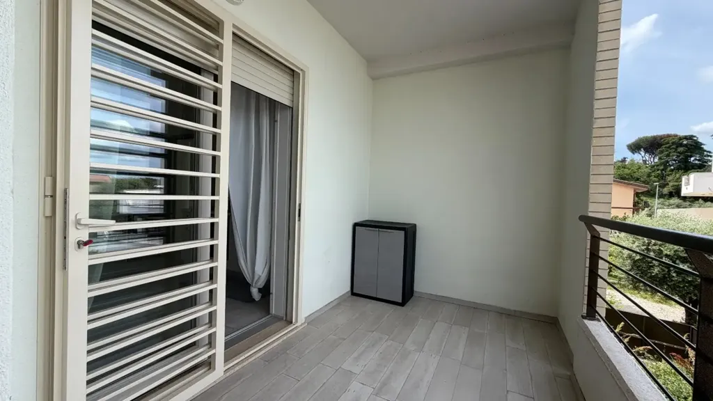 Balcon - Modern 2-Bedroom with Double Terrace in Rome