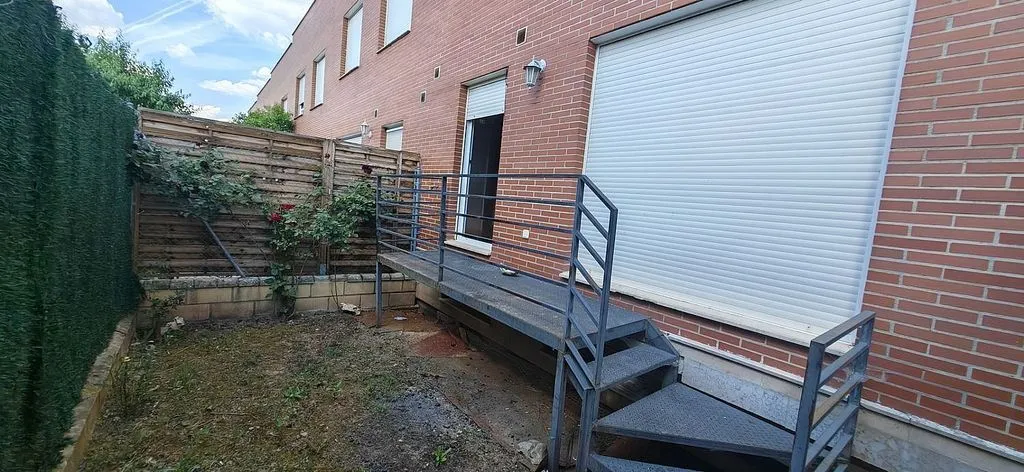 Aed - Terraced House with Garden in Lerma