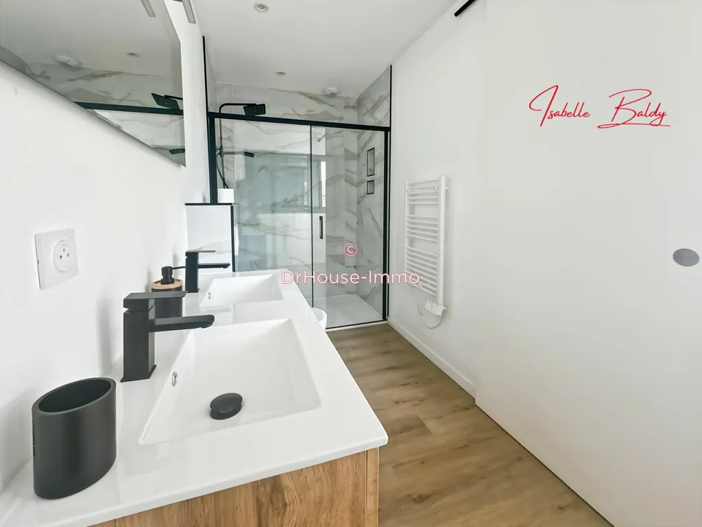 Salles de bain - Villa Contemporaine avec Piscine à Seignosse