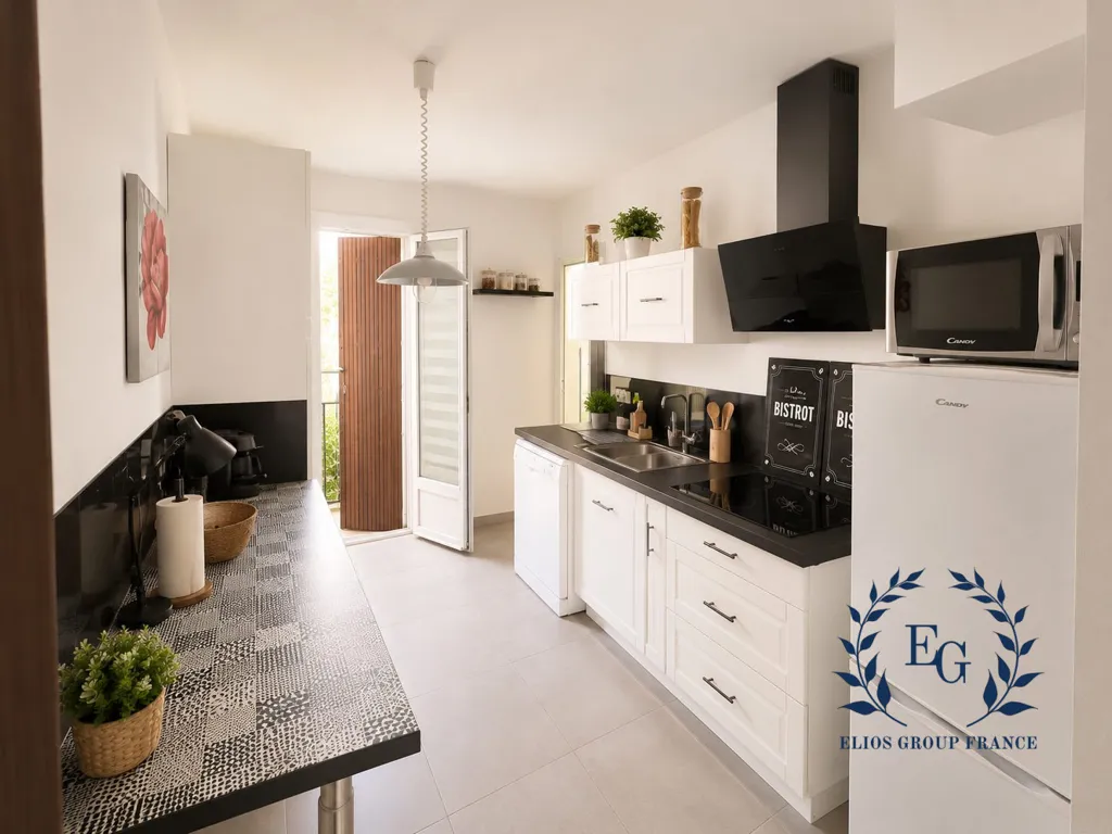 Cucina - Renovated Flat with Balcony in Brignoles Centre