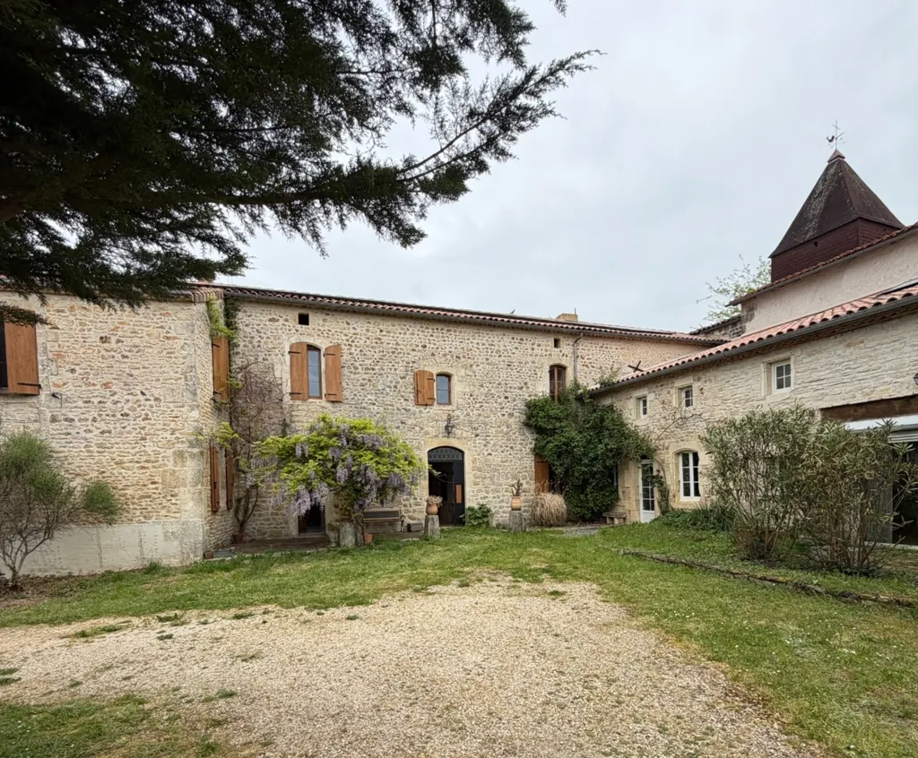 Jardin - Ancien Presbytère avec Jardin à La Tâche
