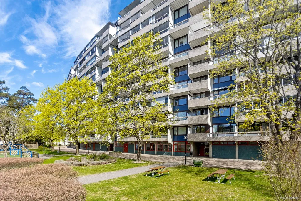Aed - Apartment with Renovation Potential in Grindtorp