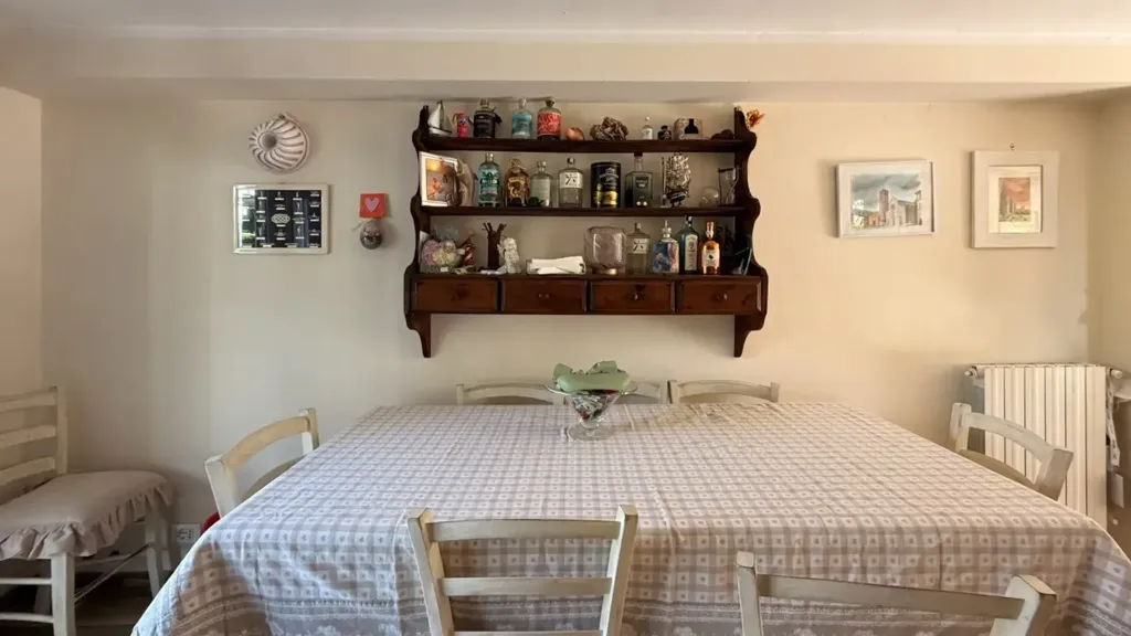 Dining Room - Detached Villa with Dual Apartments in Massarosa
