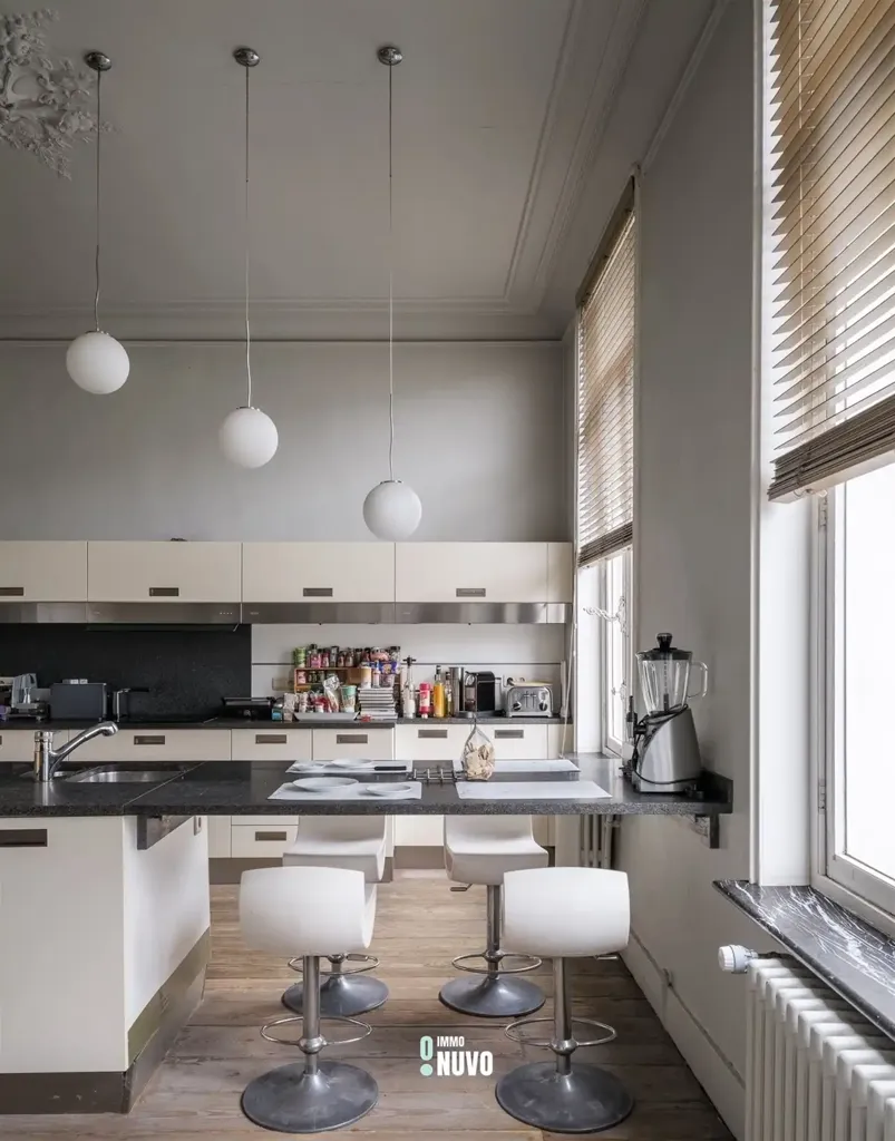 Köök - Master House with Commercial Space in Aalst