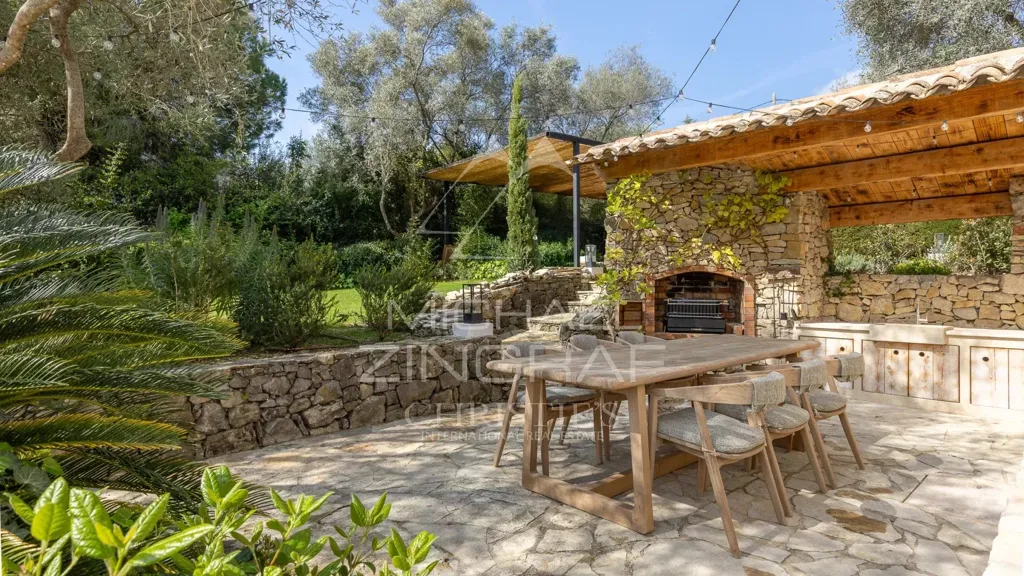 Terrass - Renovated Villa with Pool near Valbonne