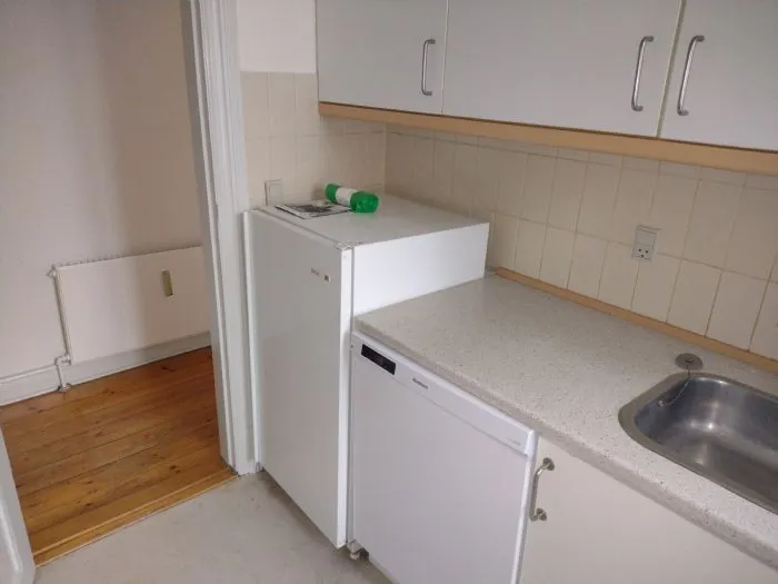 Cuisine - Renovated Flat with Balcony in Odense C