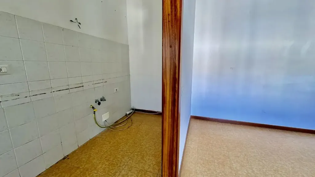 Salles de bain - Spacious 4-Room Apartment in Castelfiorentino