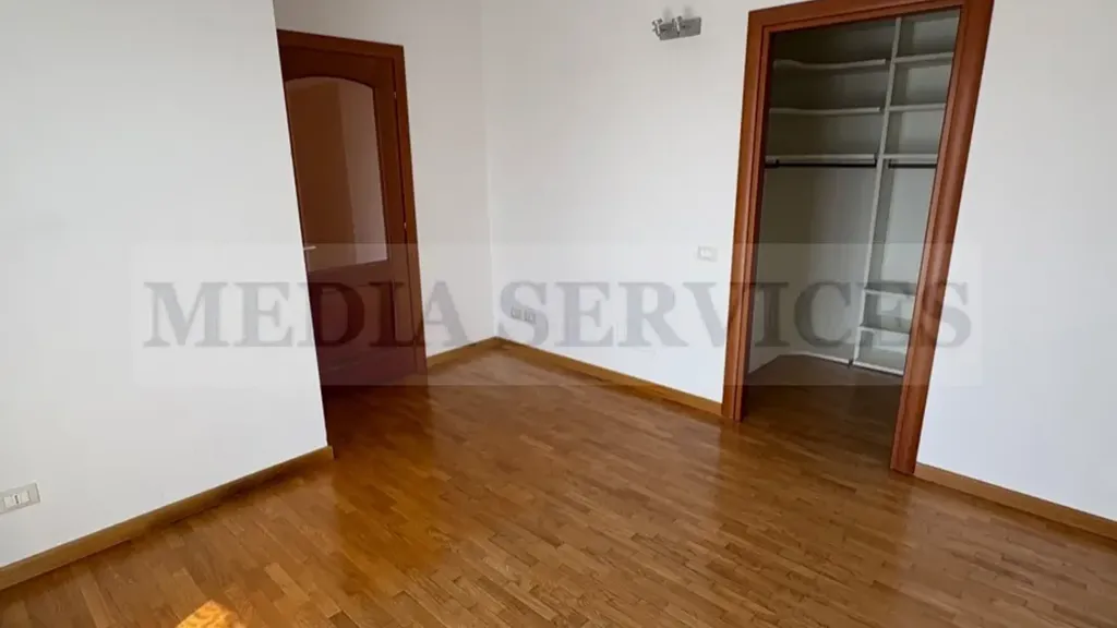 Pièces - Prestigious Apartment with Balcony in Garlasco
