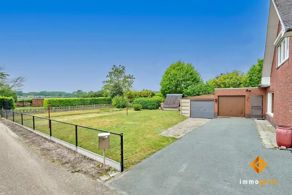 Välivaade - Spacious House with Green View in 10a17ca Plot