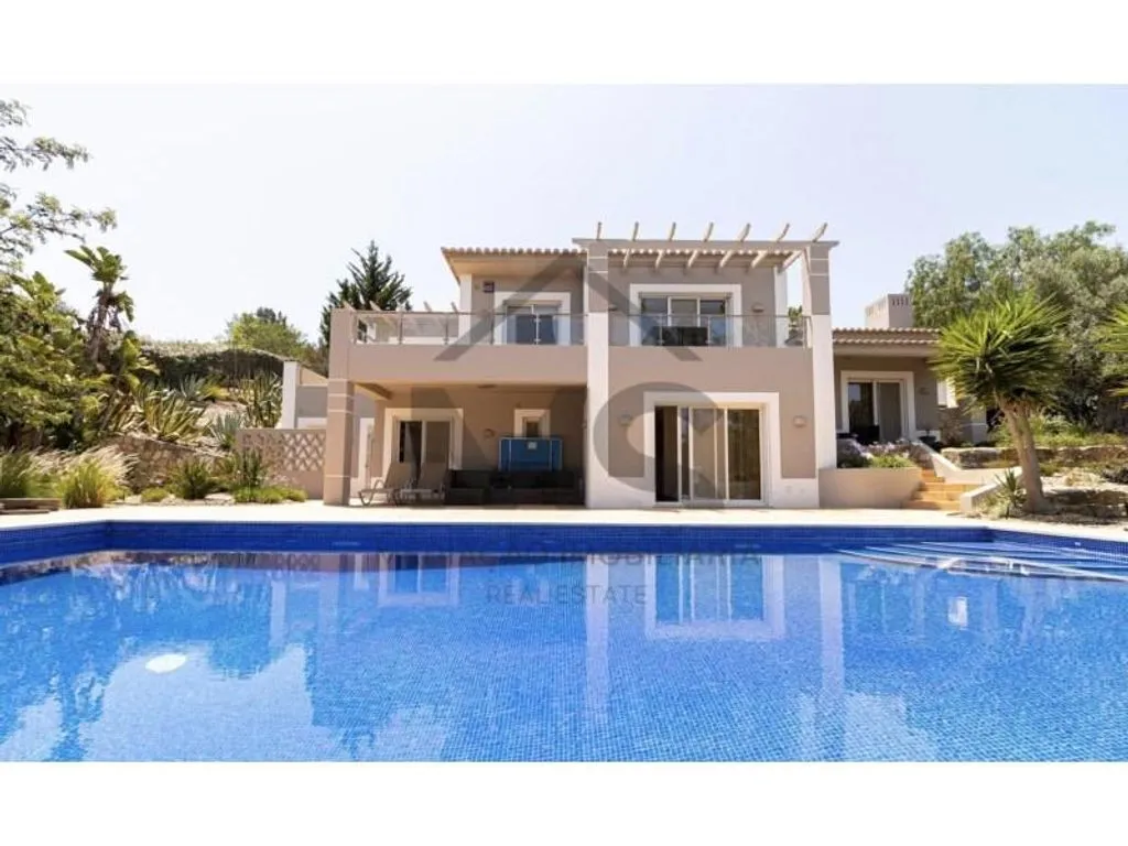 Piscine - Luxury Villa with Pool in Vale da Pinta, Lagoa