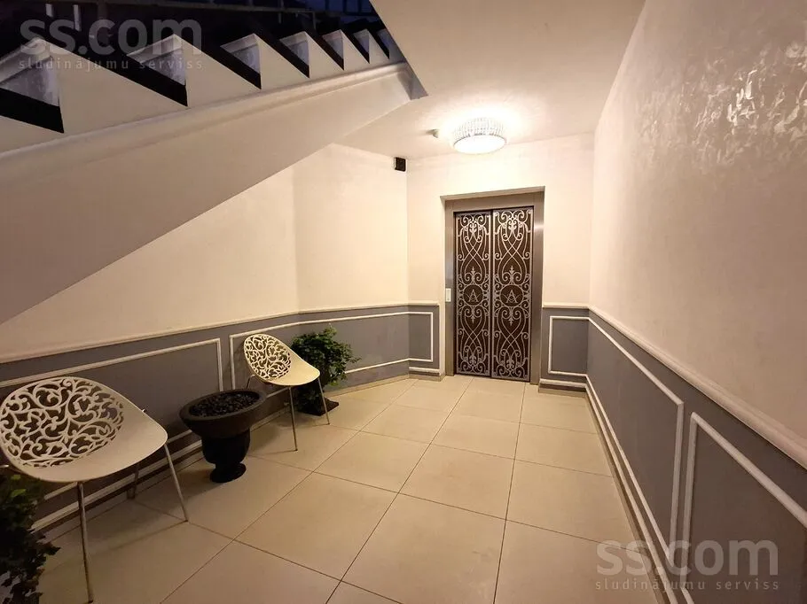 Pièces - Three-Bedroom Apartment with Sauna in Riga Centre