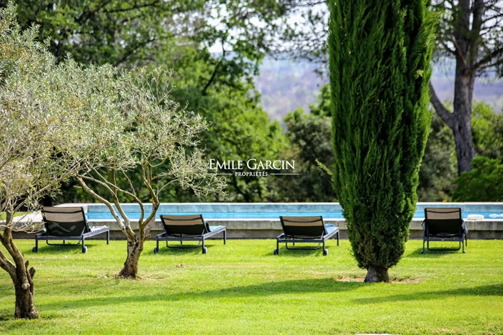 Bassein - Rustic Mas with Pool in Provence
