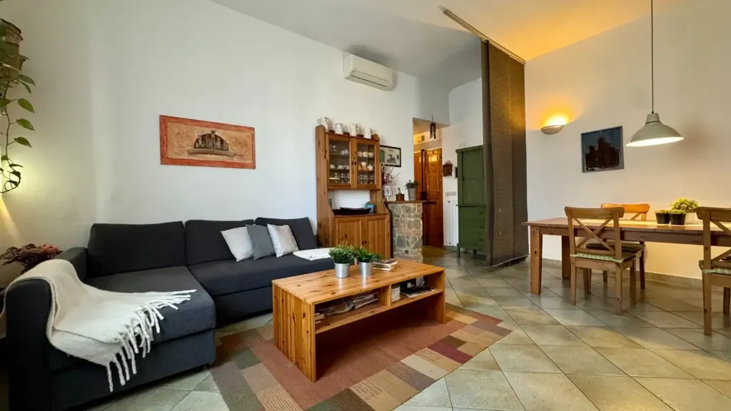Elutuba - Central Apartment with Large Bedrooms in Empoli