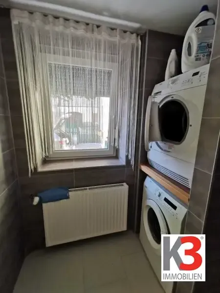 Buanderie - Barrier-Free Bungalow with Workshop in Quiet Area