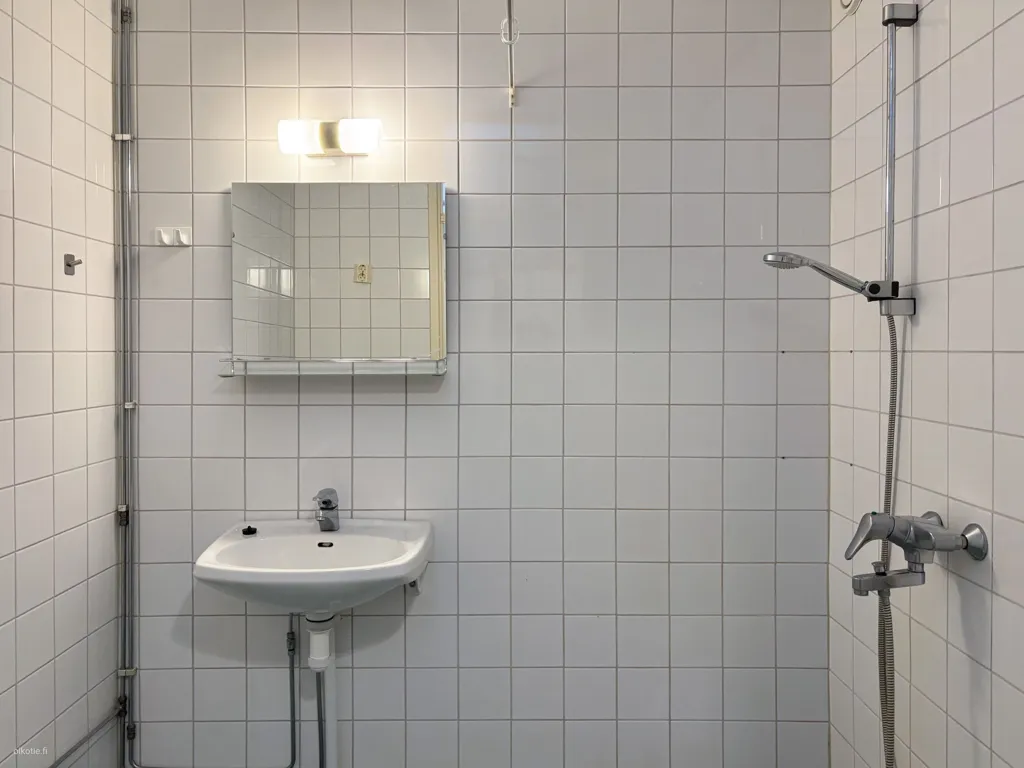 Vannitoad - 1-Bedroom Apartment with Sauna in Tapiola, Espoo