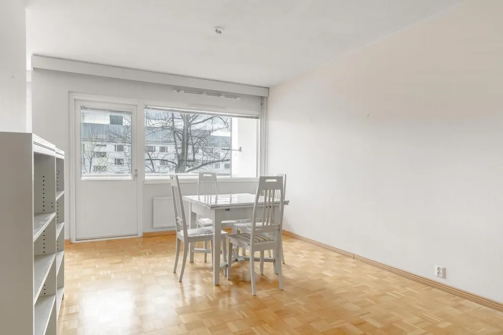 Salle à manger - 70s Style Apartment with Balcony in Turku Centre