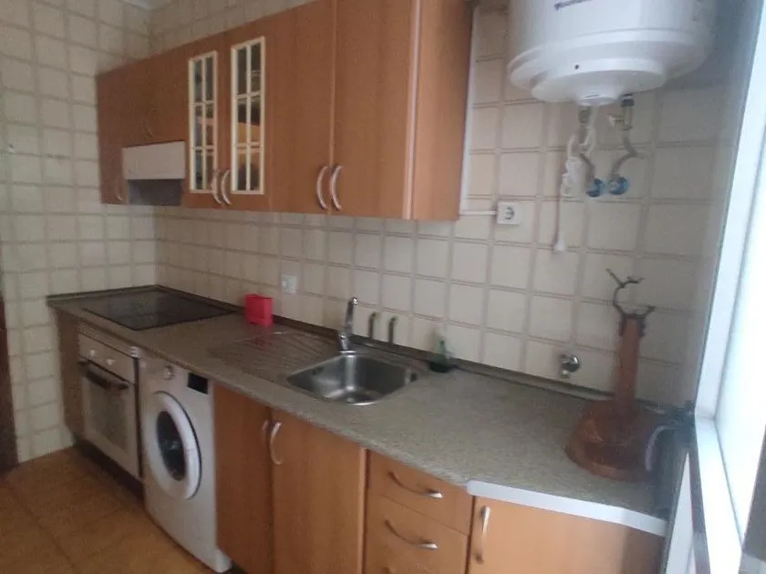 Köök - Bright Apartment with Patio in Plasencia Centre