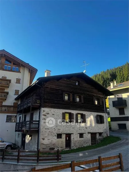 Exterior - Chalet Apartment with Panoramic Balcony in Valfurva