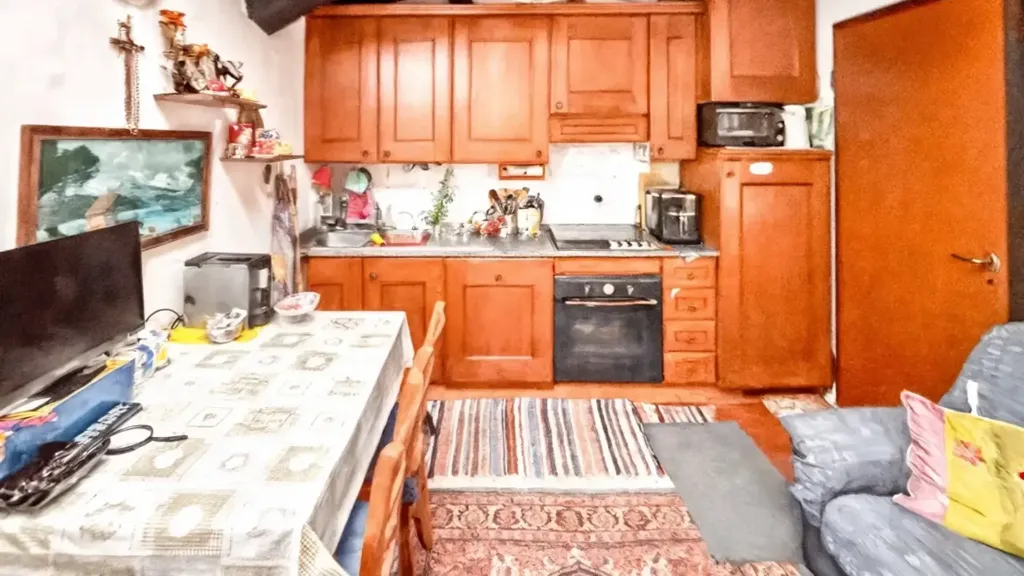 Cuisine - 3-Bedroom Apartment with Open Plan in Montevarchi
