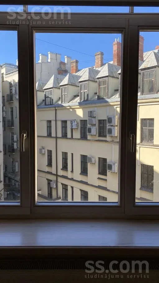 Toad - 2-Bedroom Apartment with Balcony in Riga Centre