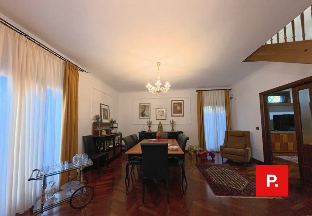 Salle à manger - Terraced Villa with Private Garden in Caserta
