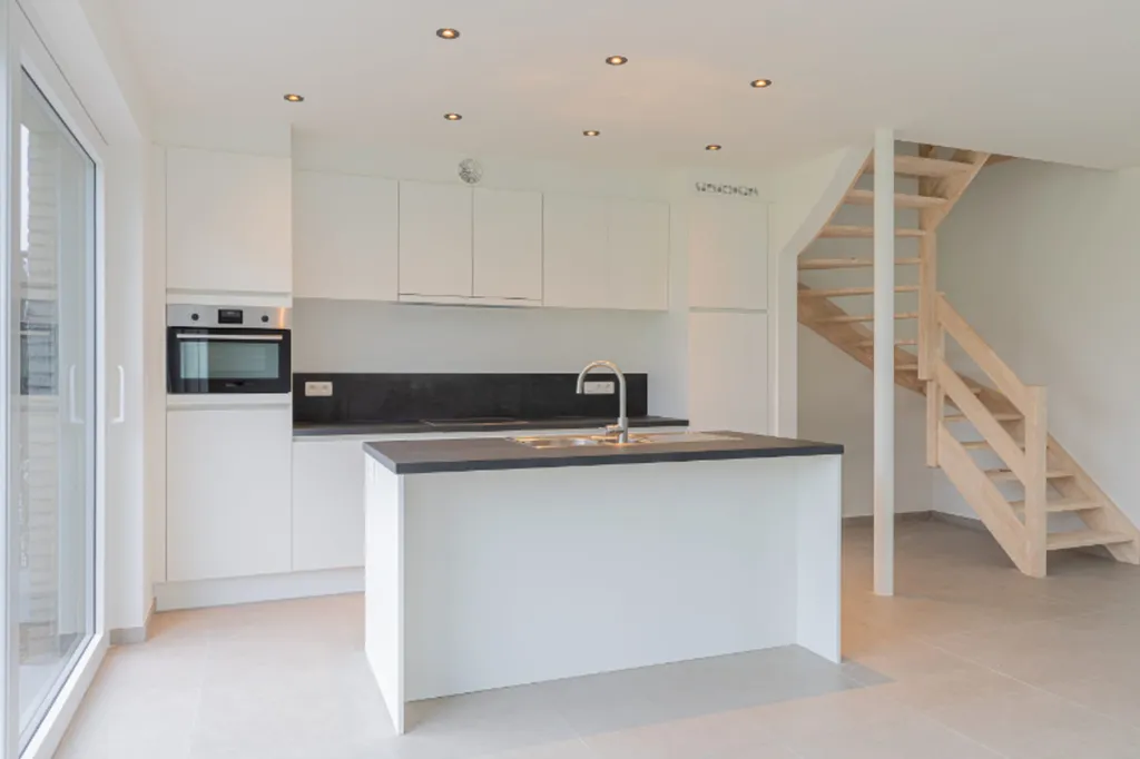 Cuisine - Appartement Moderne avec Technologie Énergétique à Serskamp