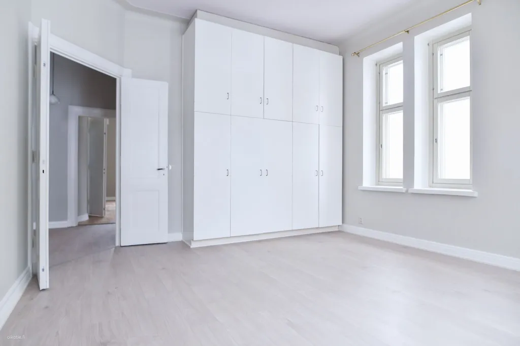 Pièces - Bright Apartment with Historic Charm in Turku Centre