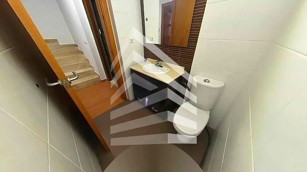 Salles de bain - Duplex with Terrace in Terrassa
