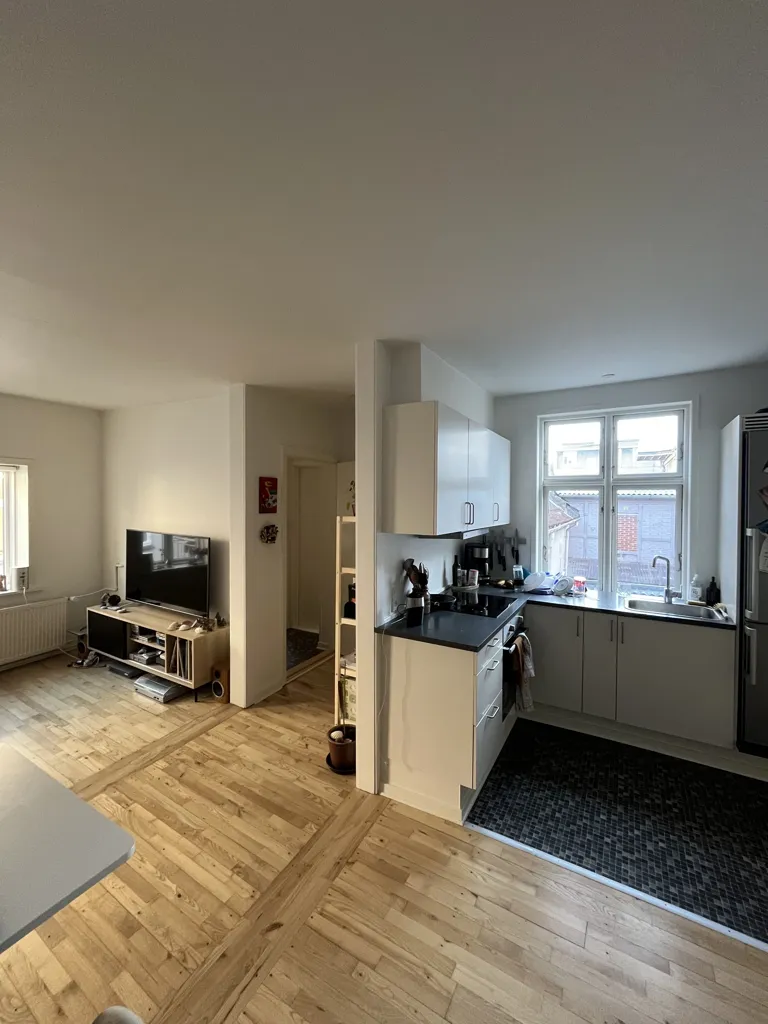 Kitchen - 2-Bedroom Apartment with Balcony in Vejle