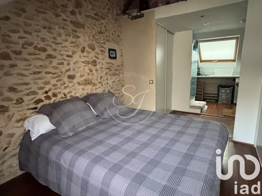 Chambres - Appartement Type Loft avec Vue sur Cour à Corbeil-Essonnes