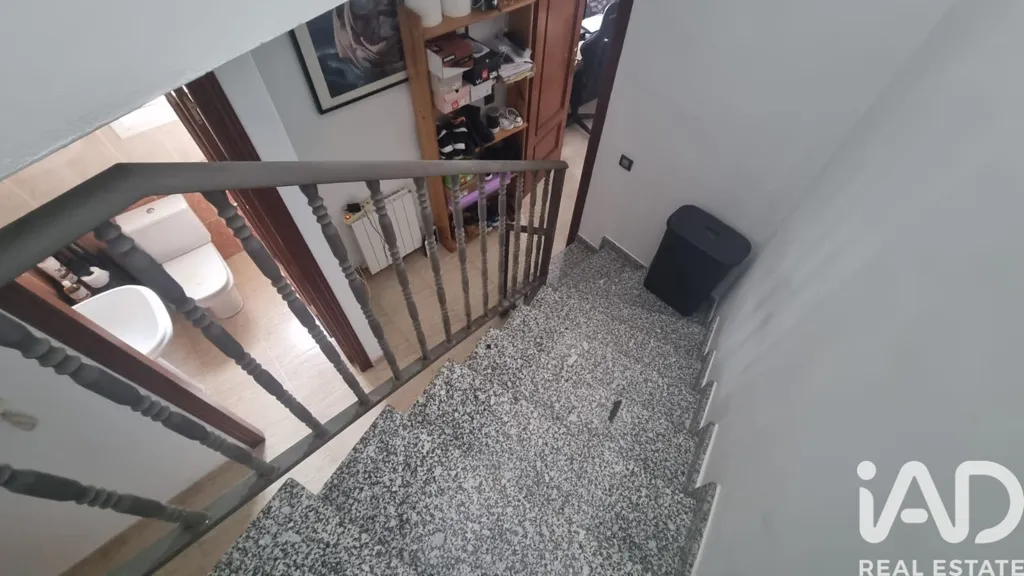 Pièces - Three-Bedroom House with Terrace in Les Roquetes