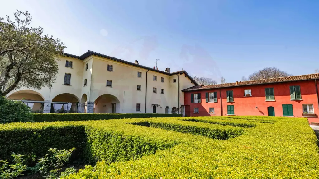 Aed - Duplex in Exclusive Residence, Castegnato