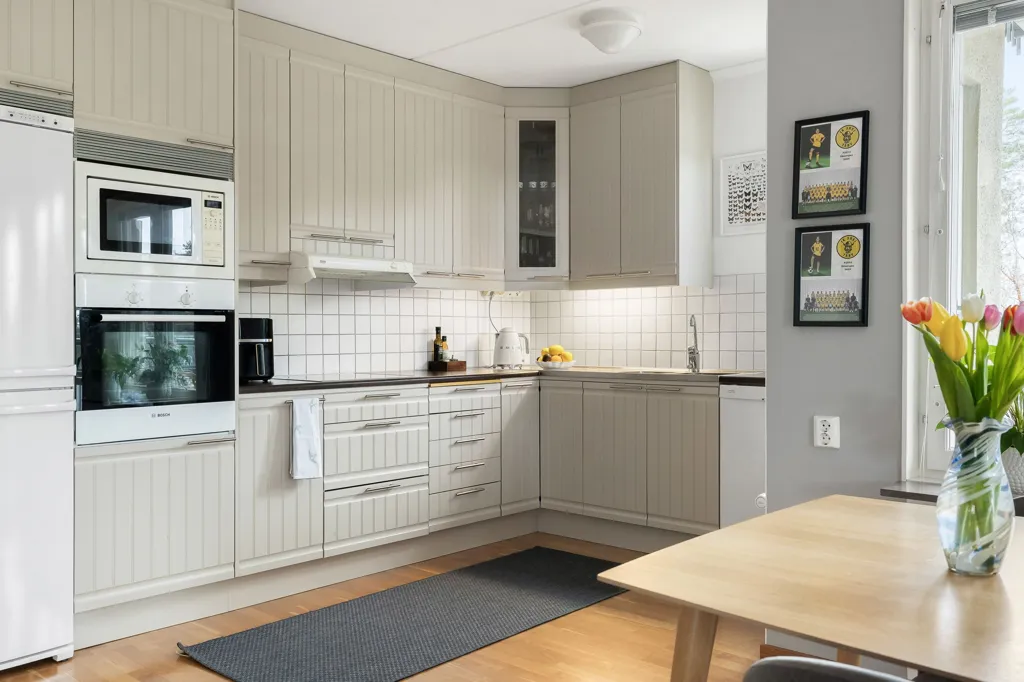 Cuisine - Apartment with Balcony in Vallentuna