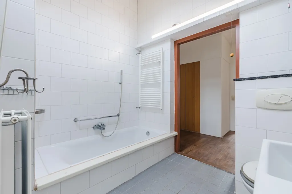 Bathrooms - 5-room house in Cuijk